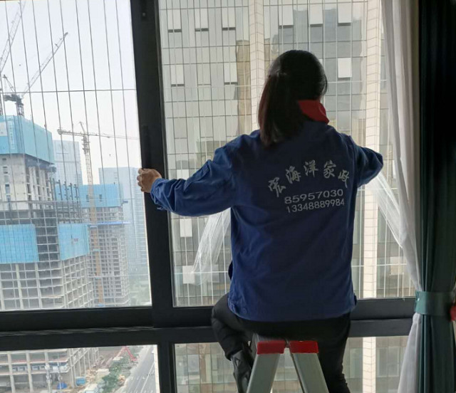 玻璃太久沒擦怎么快速搞定？